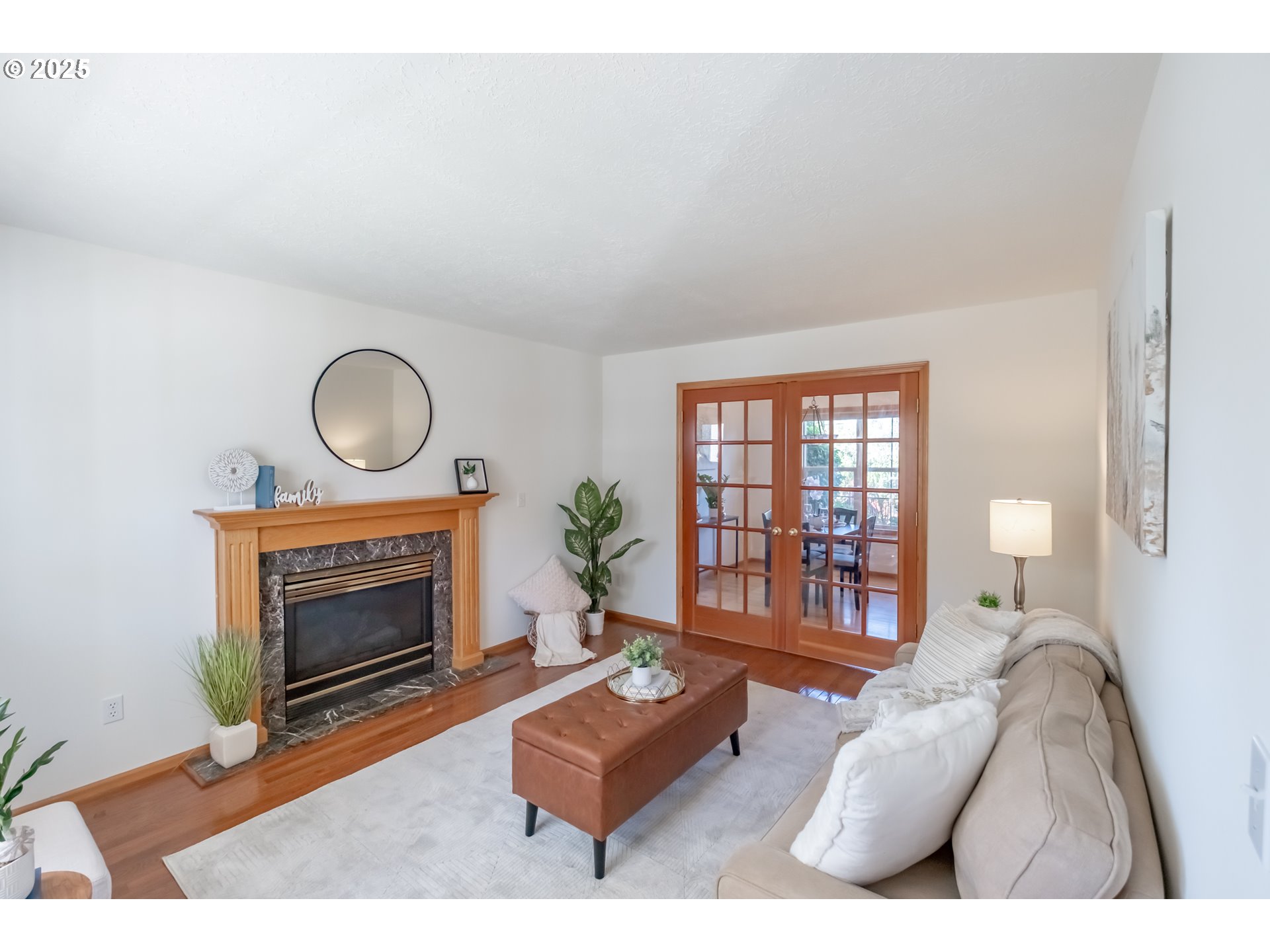 2009 Chase Loop Southwest Albany, OR 97321 - Photo 9 of 48 a living room with furniture and a fireplace