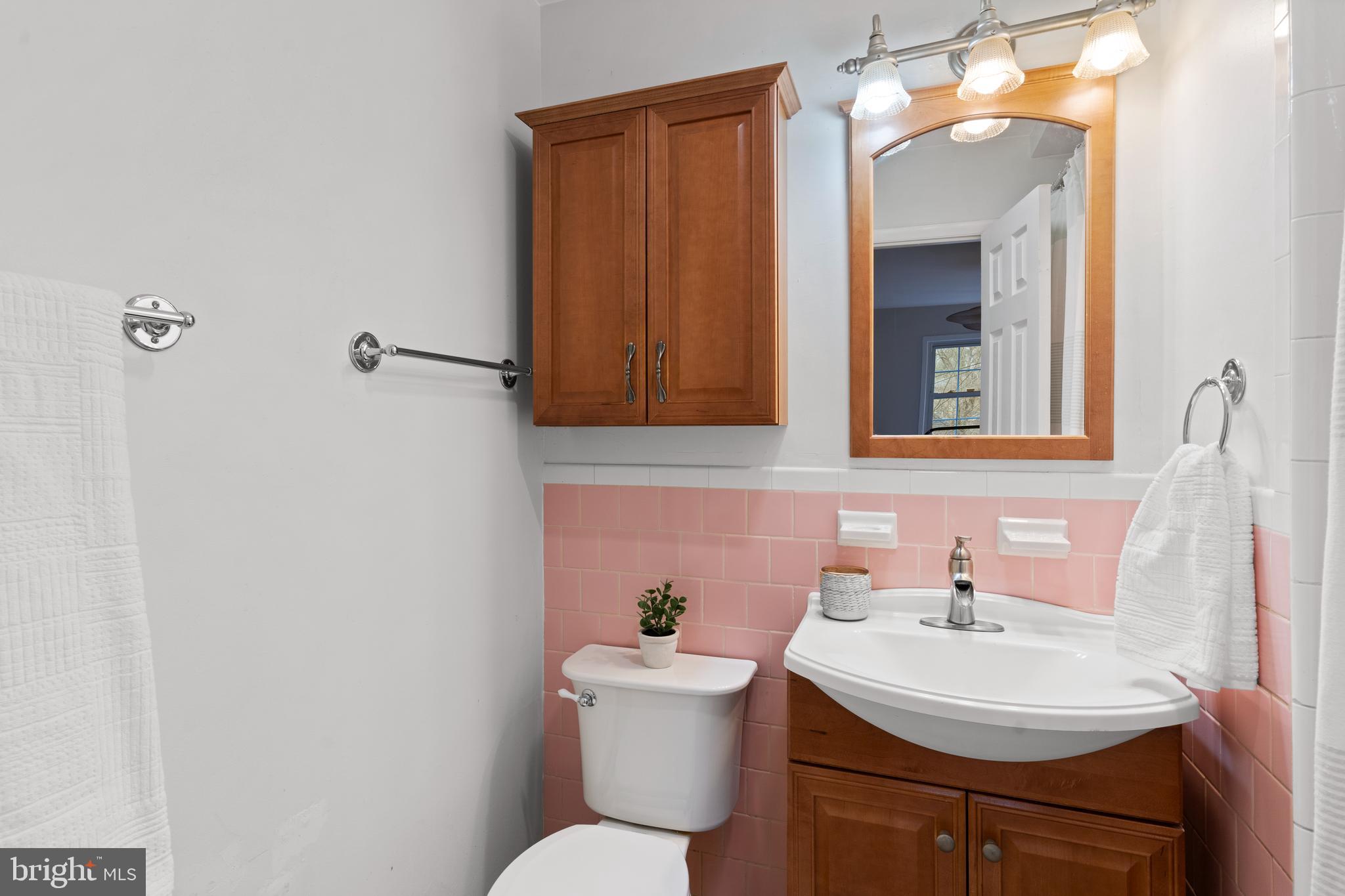 8117 Dabney Avenue Springfield, VA 22152 - Photo 13 of 33