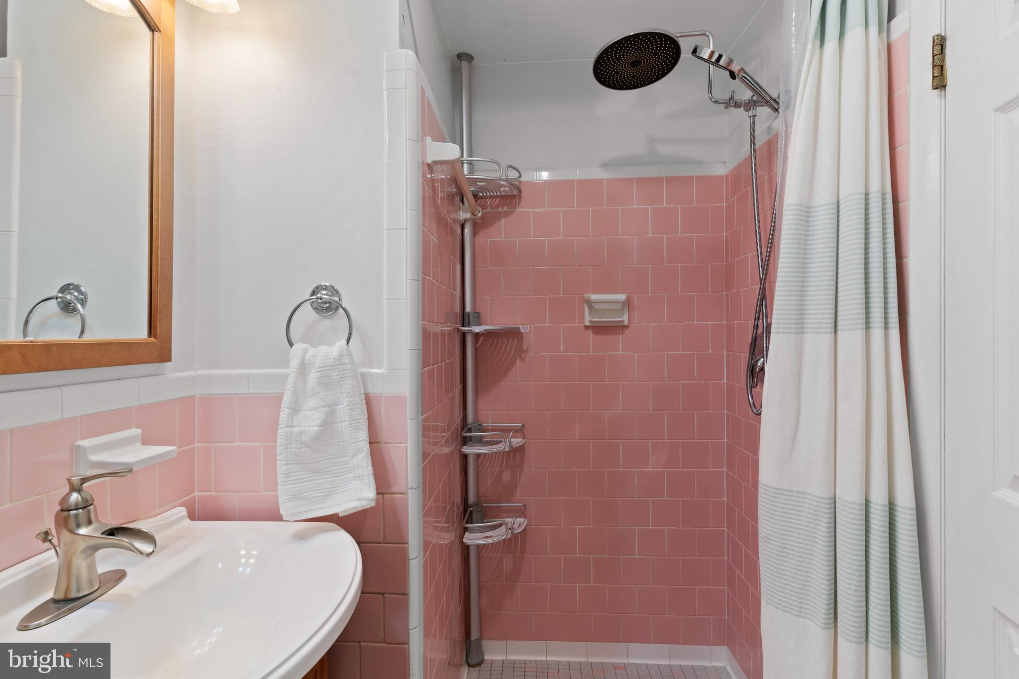 8117 Dabney Avenue Springfield, VA 22152 - Photo 14 of 33