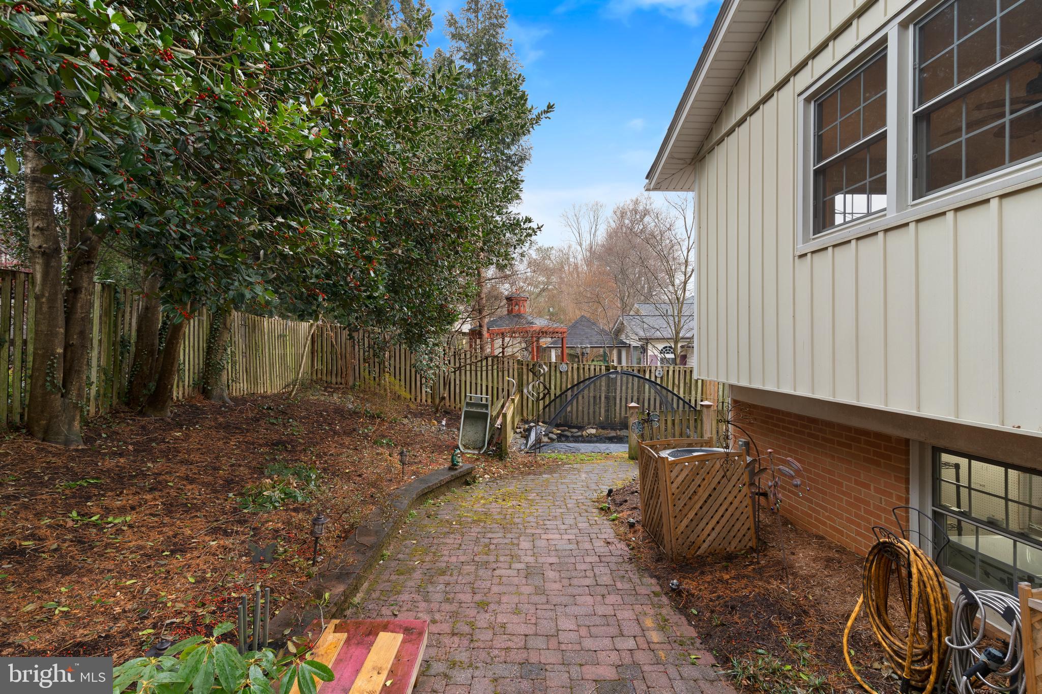 8117 Dabney Avenue Springfield, VA 22152 - Photo 30 of 33