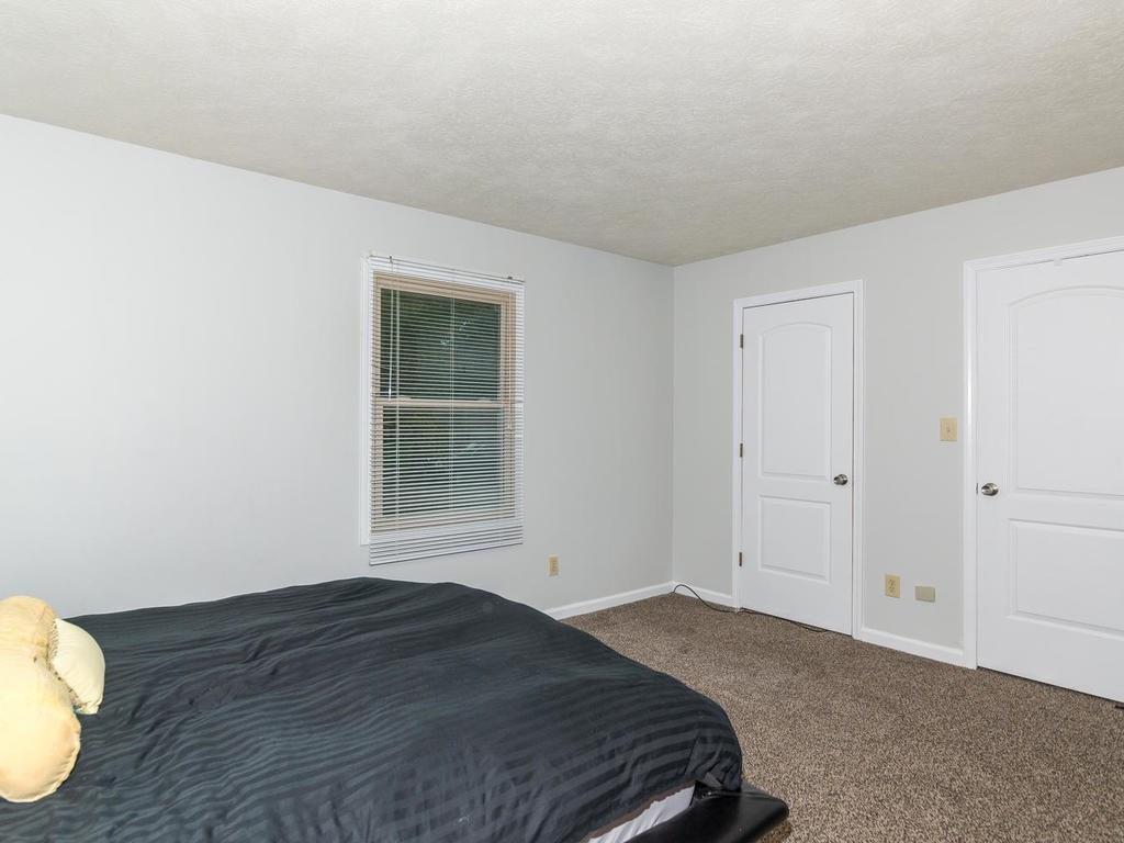 8824 Cheltenham Road Indianapolis, IN 46256 - Photo 15 of 24 Gallery Image 15