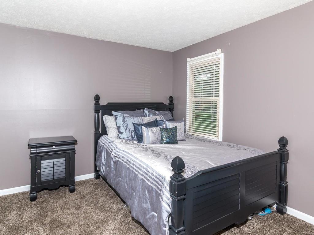 8824 Cheltenham Road Indianapolis, IN 46256 - Photo 18 of 24 Gallery Image 18