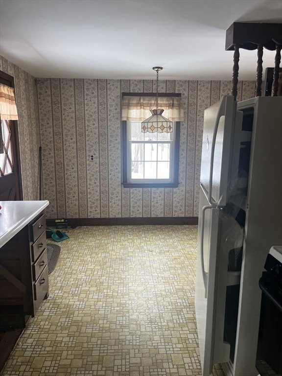 34 Plymouth Road Reading, MA 01867 - Photo 11 of 26