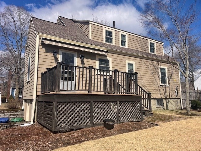 34 Plymouth Road Reading, MA 01867 - Photo 2 of 26