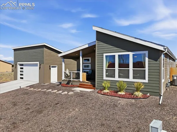 $430,000 | 279 West Acorn Drive, Pueblo, CO 81007