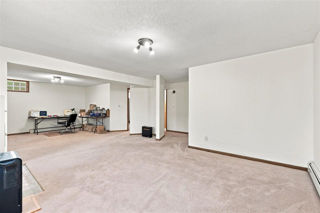 2960 160th Street Riverside, IA 52327 - Photo 20 of 53 Gallery Image 20