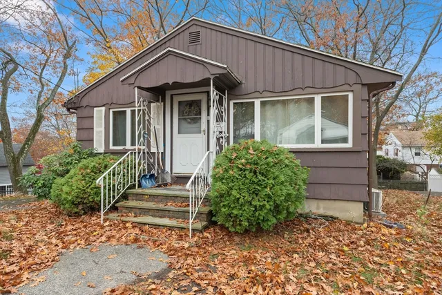 $569,900 | 15 Quebec Court, Lynn, MA 01905