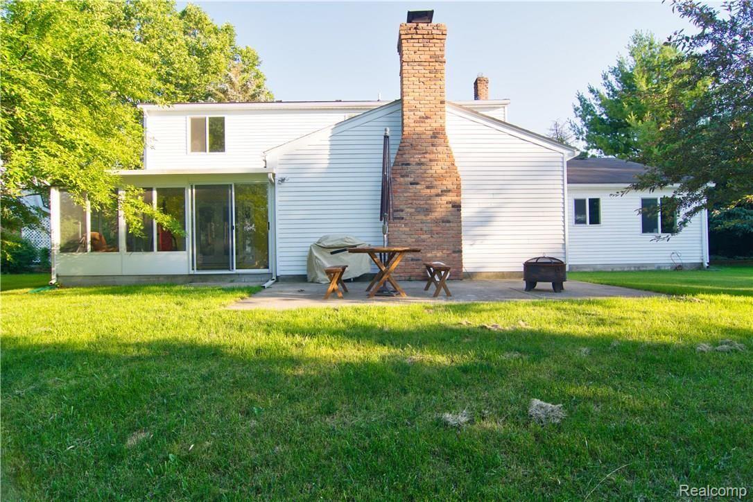 874 Dickson Lane Rochester, MI 48307 - Photo 38 of 41 DSC_3063_DSC_3063_7.jpg