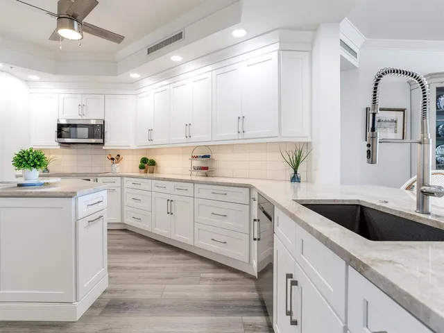 $1,999,000 | 15208 Gulf Boulevard, Unit 408, Madeira Beach, FL 33708