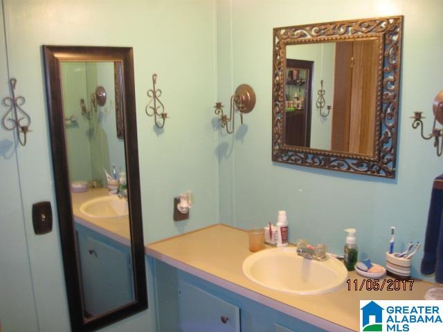 1331 Weatherbrook Lane Anniston, AL 36206 - Photo 13 of 27