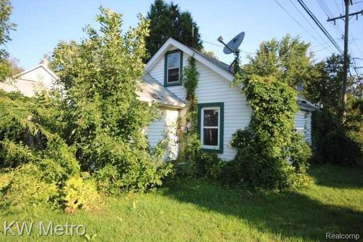 1516 Sibley Avenue Rochester Hills, MI 48307 - Photo 8 of 33