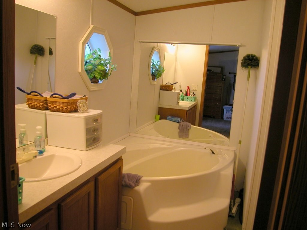 240 Millborne Road, Unit 13A Orrville, OH 44667 - Photo 8 of 19