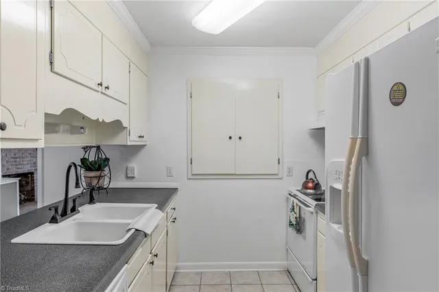 $264,900 | 313 Benbow Drive, East Bend, NC 27018