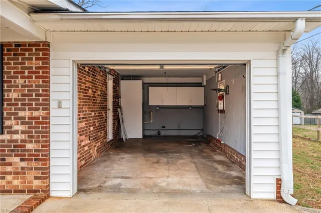 $264,900 | 313 Benbow Drive, East Bend, NC 27018