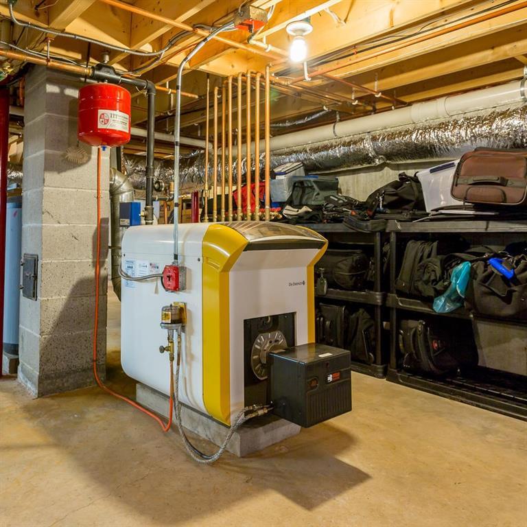 43 Shadagee Road, Unit 3 Saco, ME 04072 - Photo 29 of 32 DeDietrich boiler