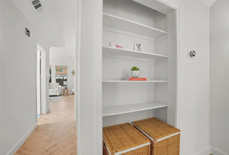 a view of utility room