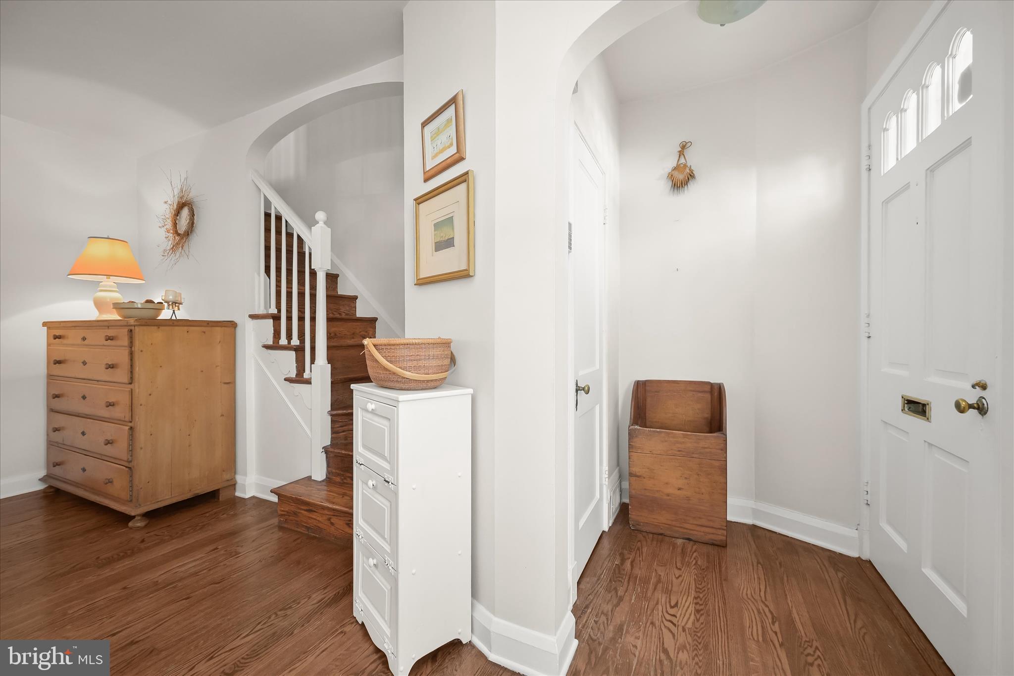 1509 Shadyside Road Baltimore, MD 21218 - Photo 3 of 38 wooden floor in an empty room