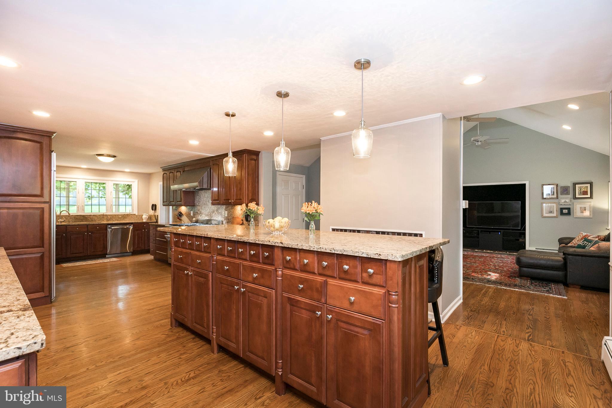 443 Upper Gulph Road Wayne, PA 19087 - Photo 12 of 35