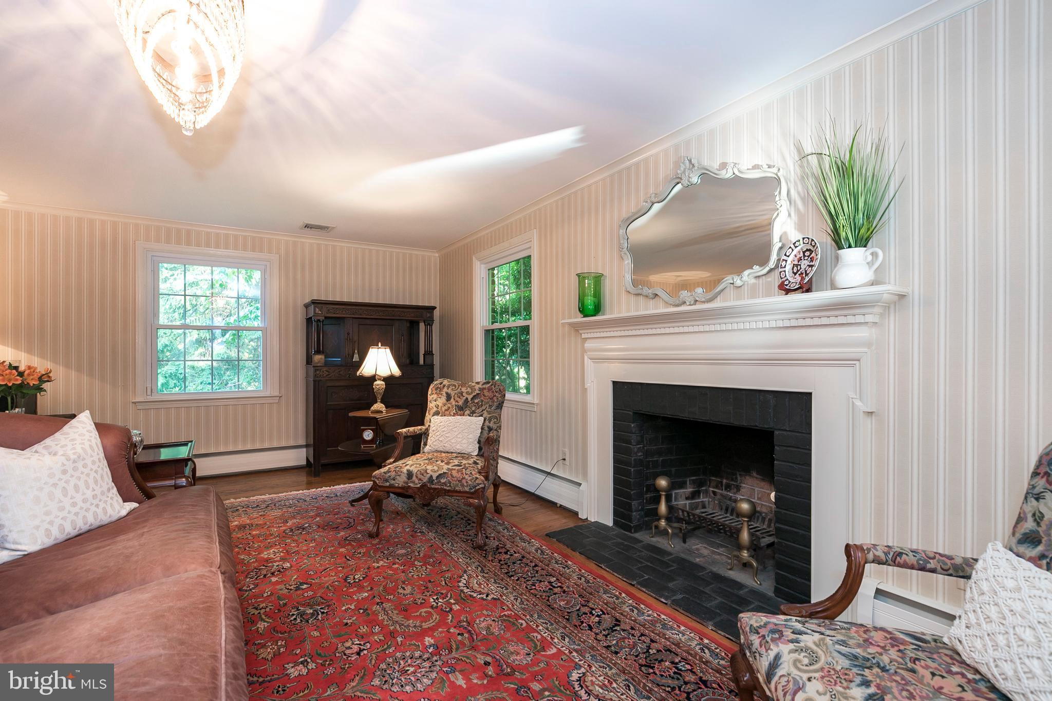 443 Upper Gulph Road Wayne, PA 19087 - Photo 7 of 35