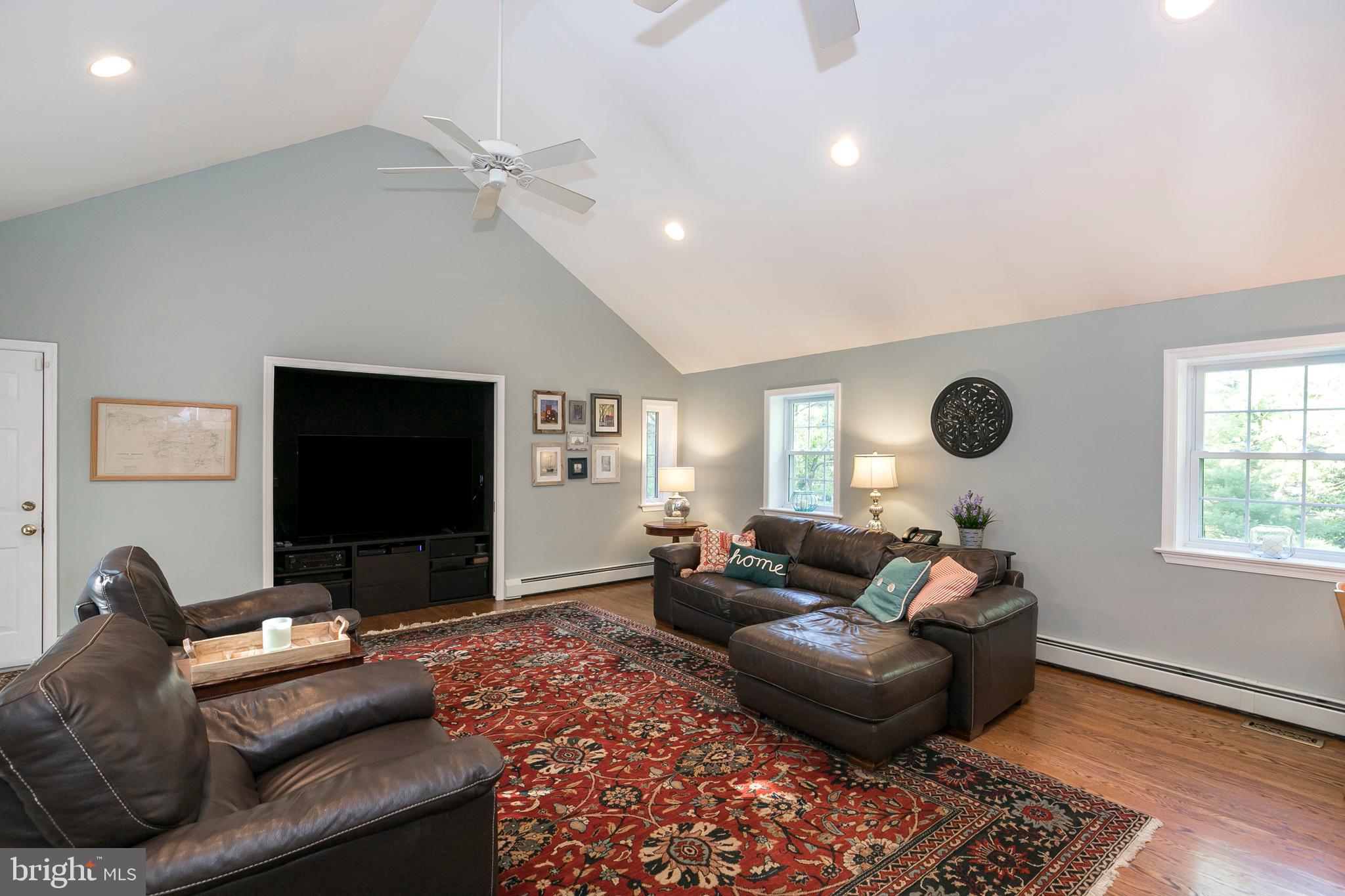 443 Upper Gulph Road Wayne, PA 19087 - Photo 9 of 35