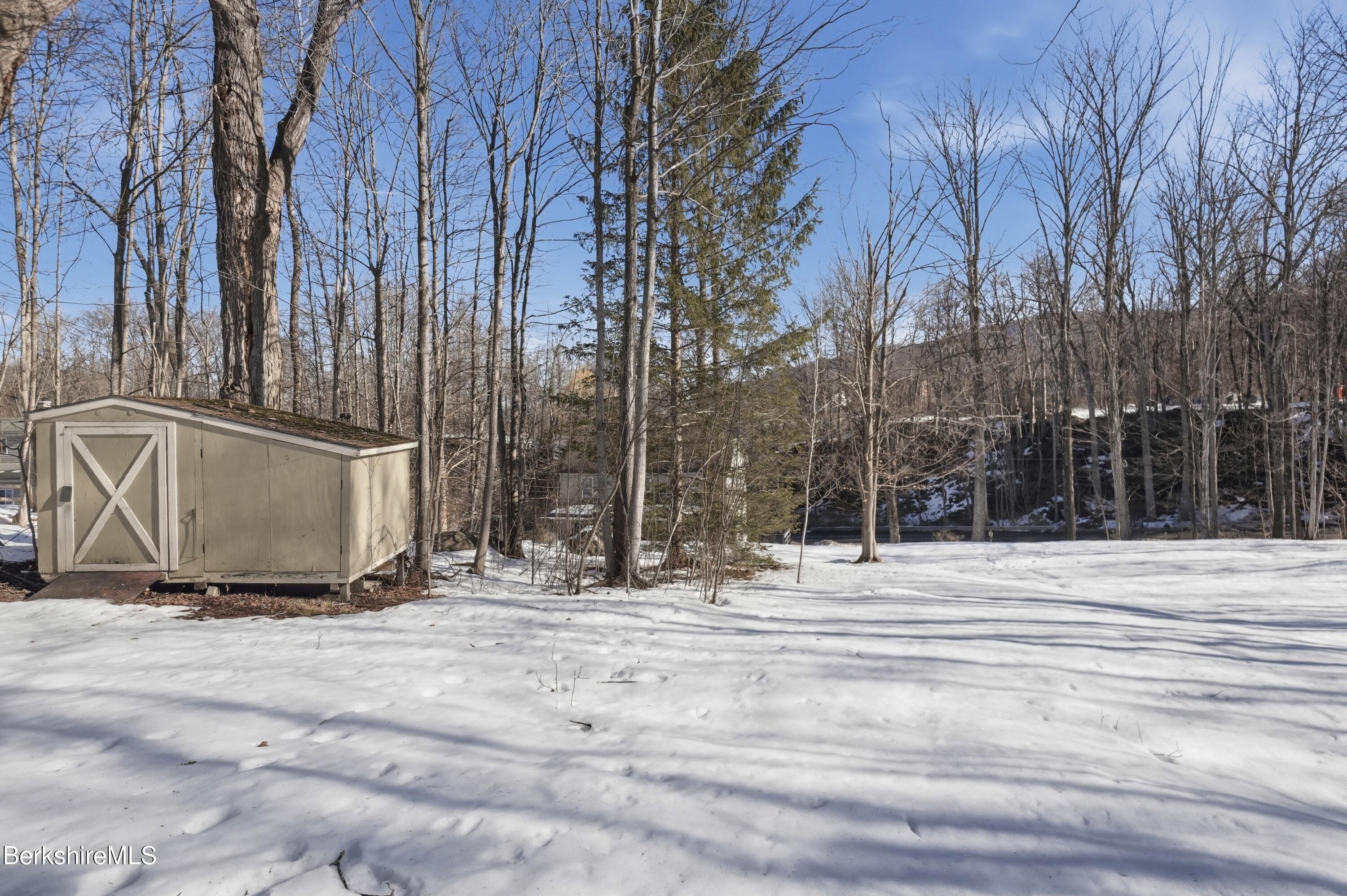 65 East Hoosac Street Adams, MA 01220 - Photo 37 of 42 jan08178