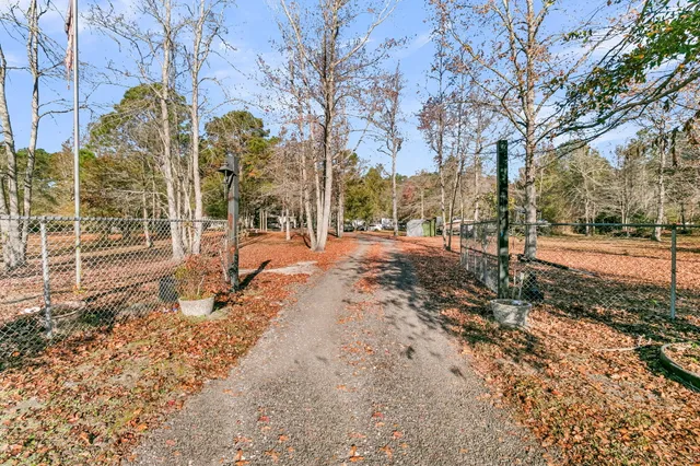$600,000 | 325 Winding Road, Moncks Corner, SC 29461