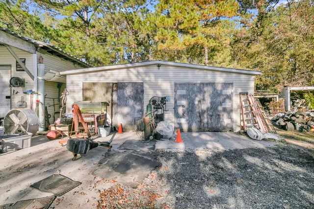 $600,000 | 325 Winding Road, Moncks Corner, SC 29461