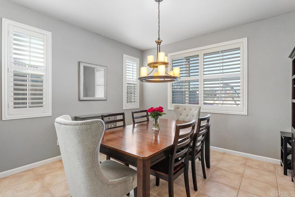 1071 Greenway Road Oceanside, CA 92057 - Photo 7 of 43