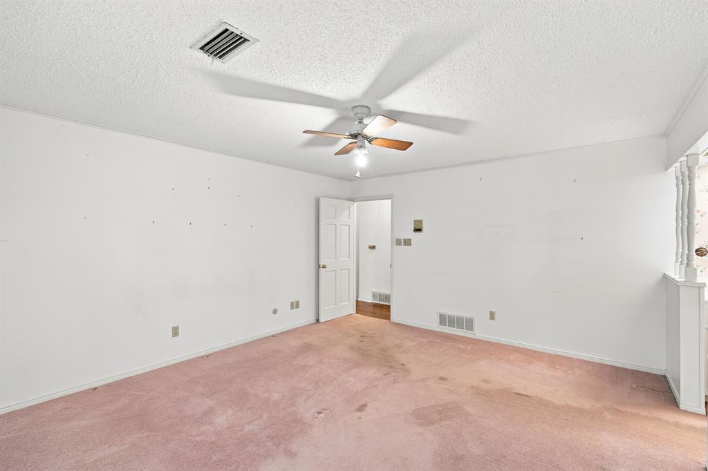 2000 Crisp Road Ennis, TX 75119 - Photo 19 of 40 Gallery Image 19