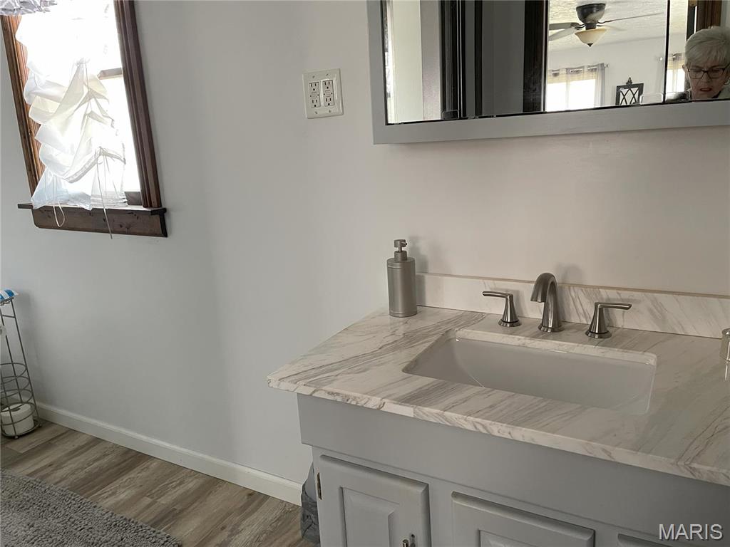 676 Frontier Lane Bourbon, MO 65441 - Photo 27 of 45