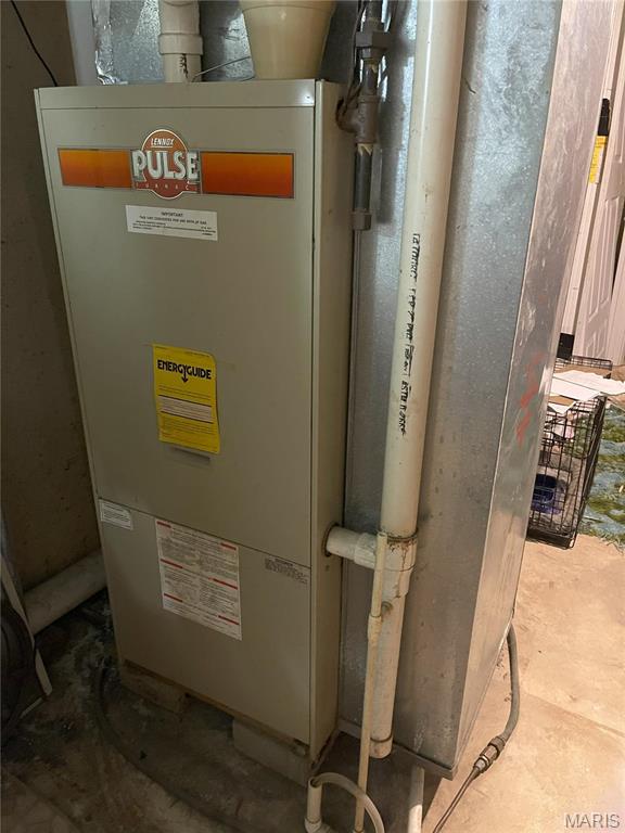 676 Frontier Lane Bourbon, MO 65441 - Photo 36 of 45