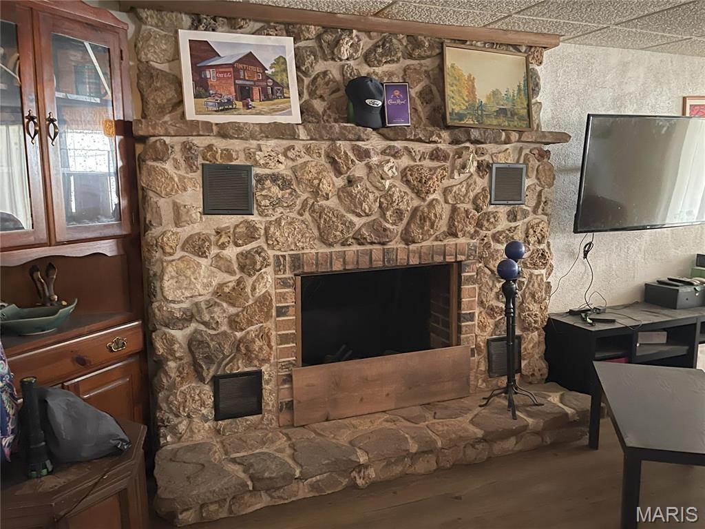 676 Frontier Lane Bourbon, MO 65441 - Photo 41 of 45