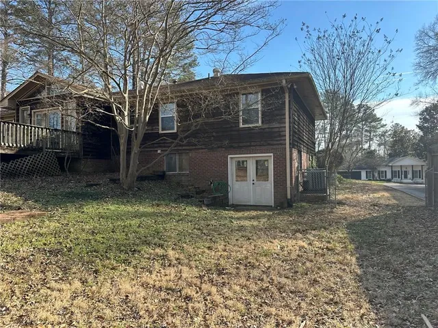 $535,000 | 320 Wickerberry Lane, Roswell, GA 30075