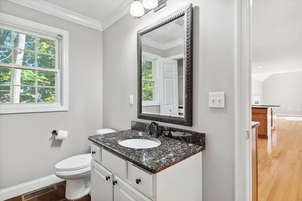 $5,850 | 19 Benjamin Lane, Reading, MA 01867