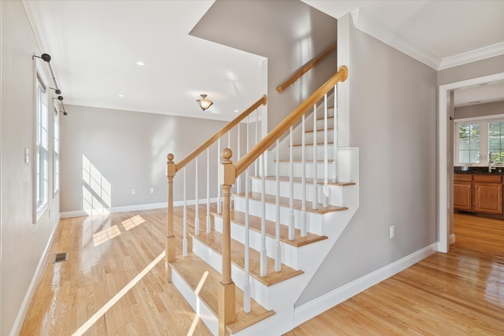 19 Benjamin Lane Reading, MA 01867 - Photo 19 of 42