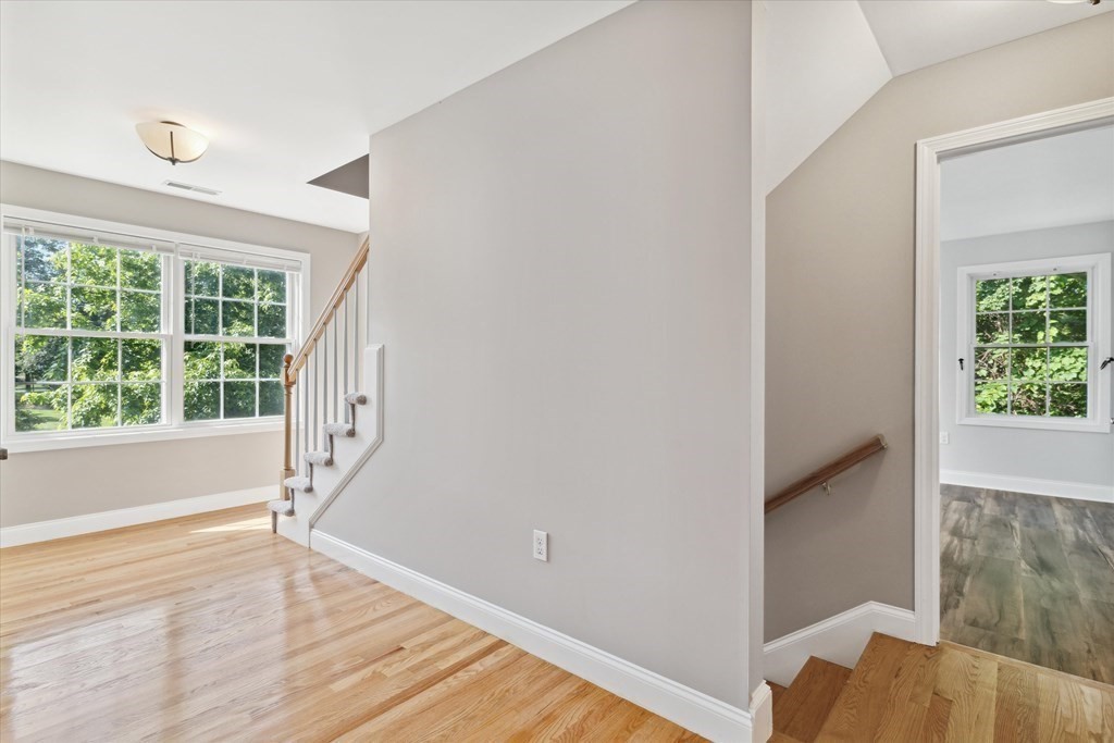 19 Benjamin Lane Reading, MA 01867 - Photo 25 of 42