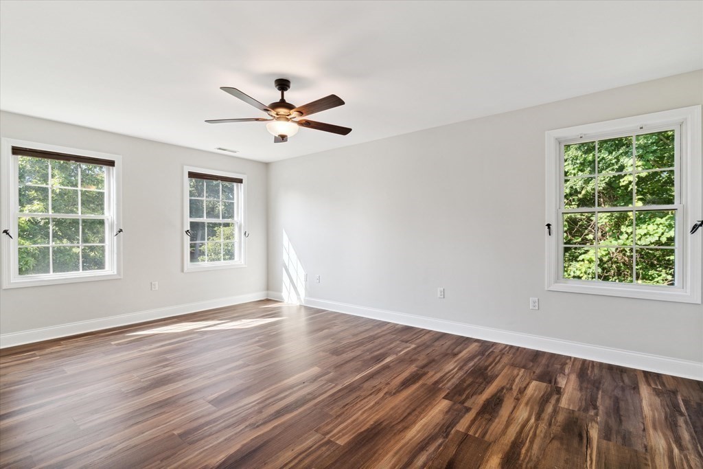 19 Benjamin Lane Reading, MA 01867 - Photo 26 of 42