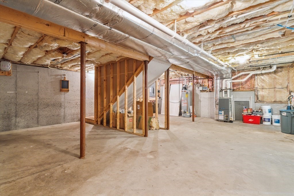 19 Benjamin Lane Reading, MA 01867 - Photo 34 of 42