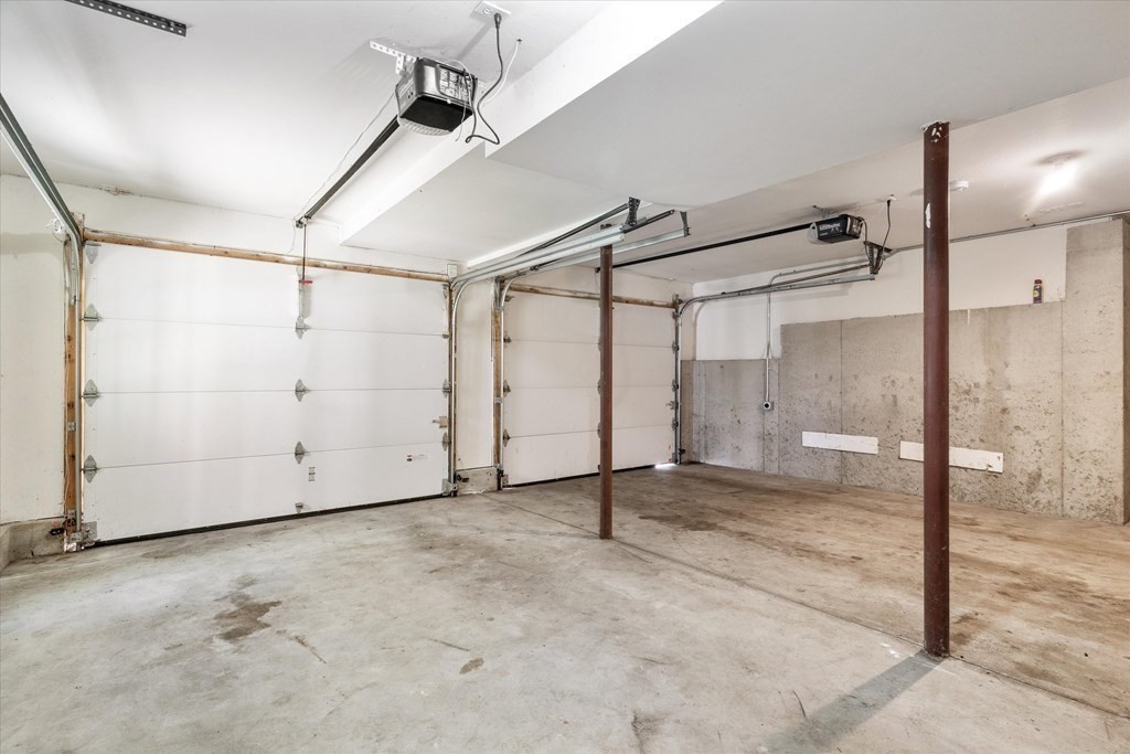 19 Benjamin Lane Reading, MA 01867 - Photo 35 of 42