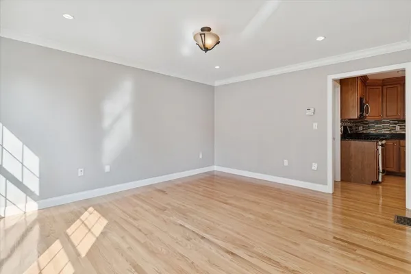 $5,850 | 19 Benjamin Lane, Reading, MA 01867