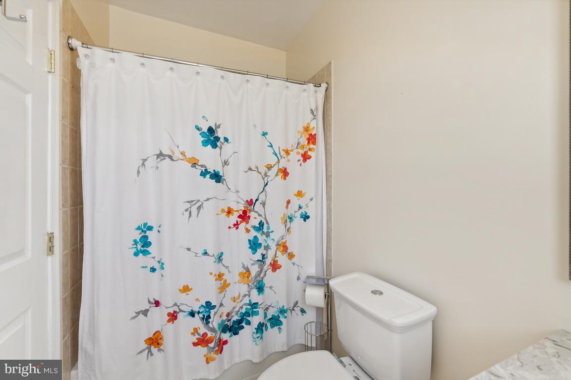 2034 Shirlington Road Arlington, VA 22204 - Photo 14 of 43 Main level full bathroom