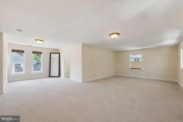 $980,000 | 2034 Shirlington Road, Arlington, VA 22204