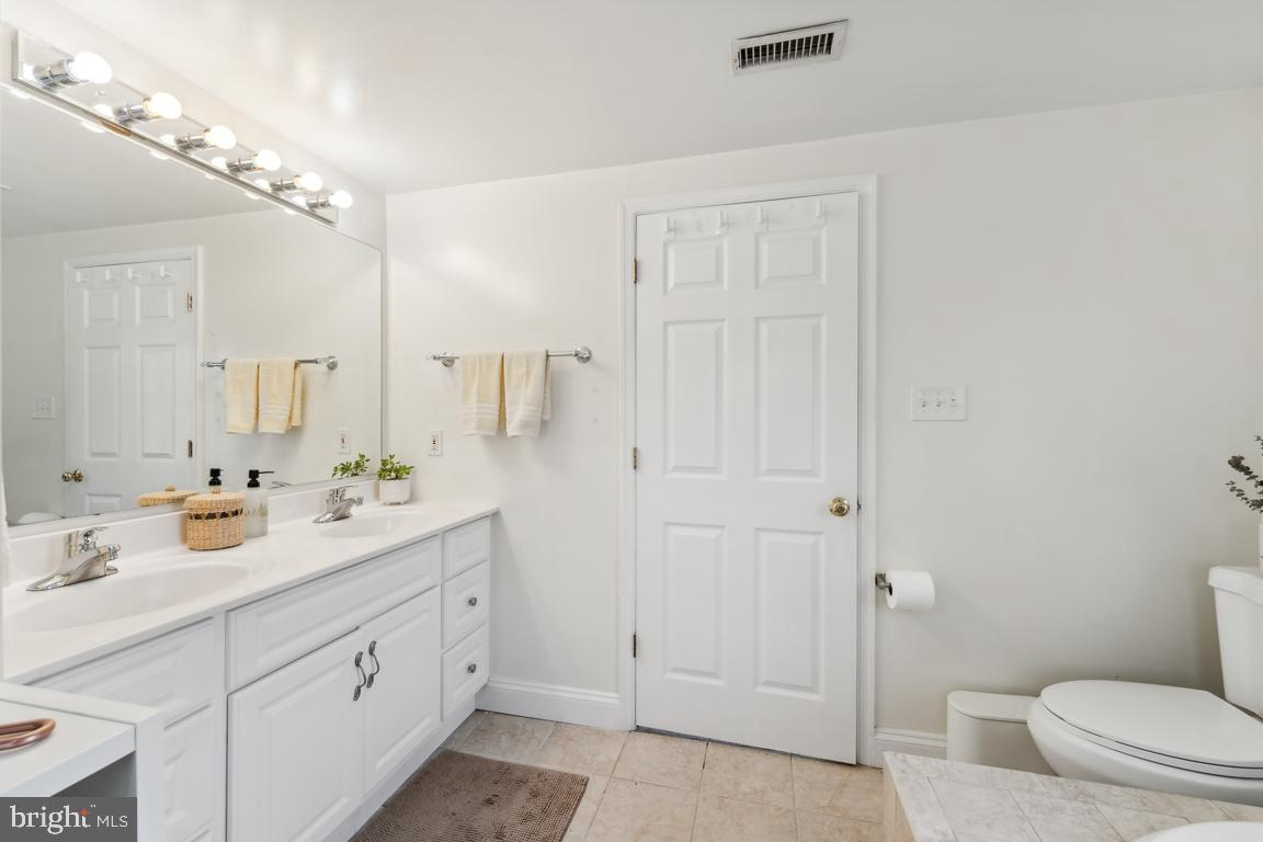 2034 Shirlington Road Arlington, VA 22204 - Photo 26 of 43 Master bath with double vanity