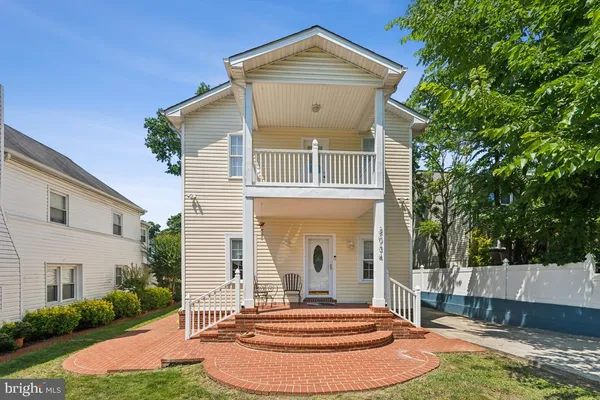 $980,000 | 2034 Shirlington Road, Arlington, VA 22204