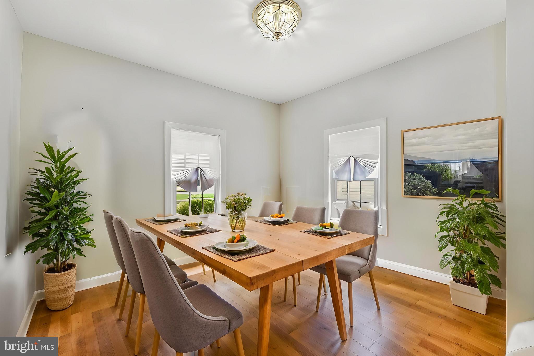 2034 Shirlington Road Arlington, VA 22204 - Photo 10 of 43 Dining Room (virtually staged)