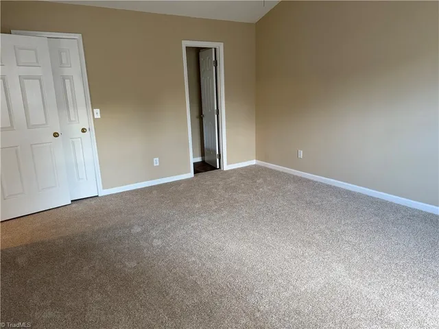 $275,000 | 3007 Brookrun Drive, Jamestown, NC 27282