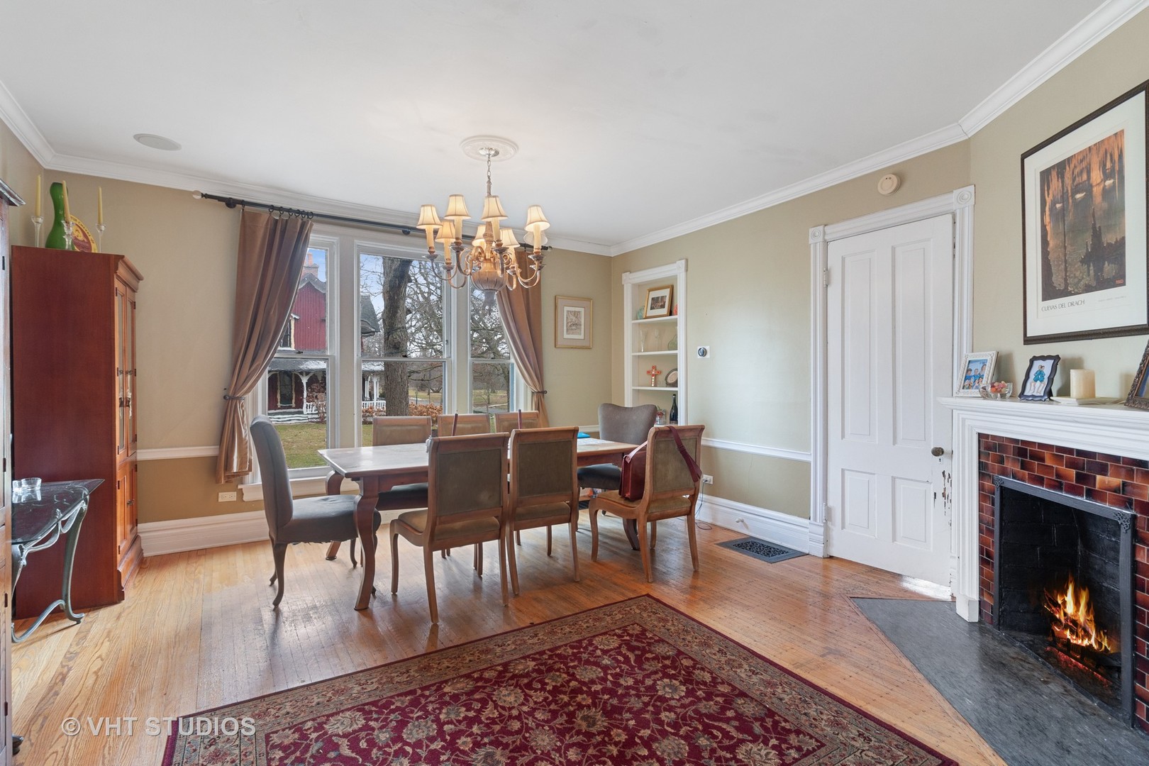 136 Scottswood Road Riverside, IL 60546 - Photo 4 of 20 a view of a dining room with furniture window and wooden floor
