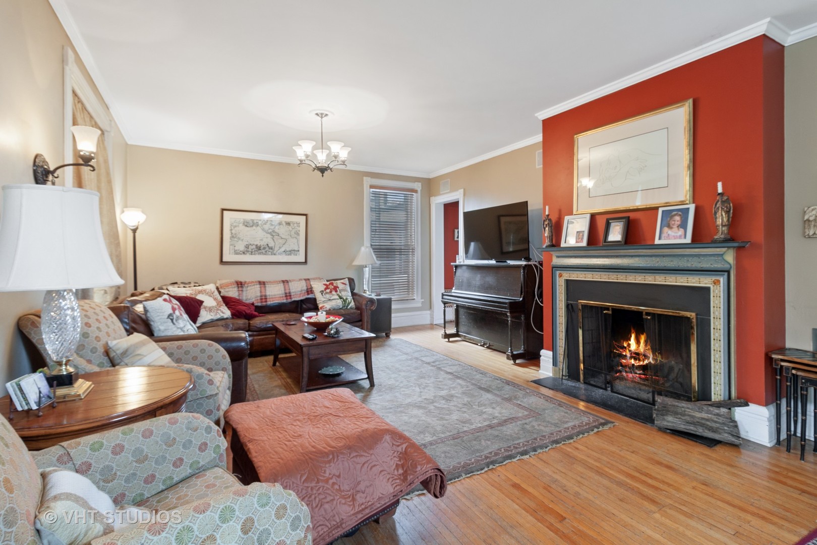 136 Scottswood Road Riverside, IL 60546 - Photo 6 of 20 a living room with furniture and a fireplace