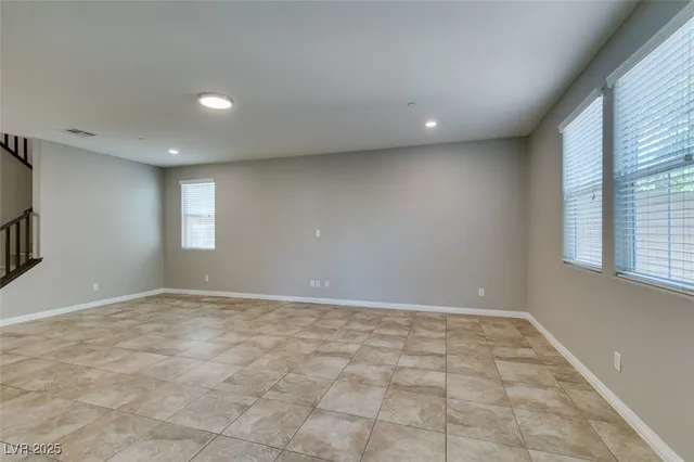 $2,700 | 137 Littlestone Street, Henderson, NV 89074