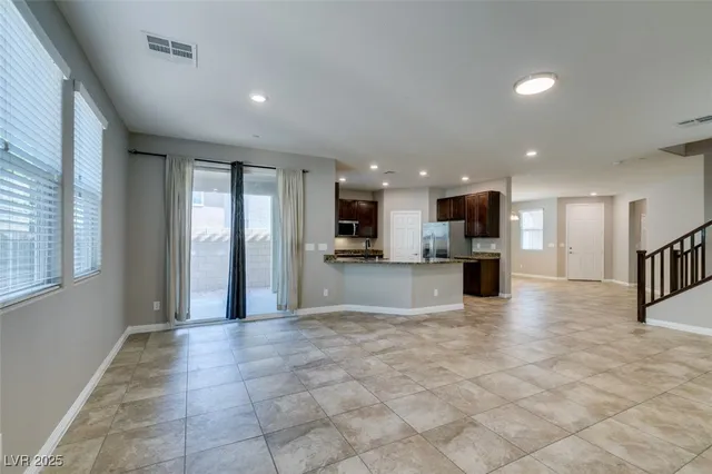 $2,700 | 137 Littlestone Street, Henderson, NV 89074